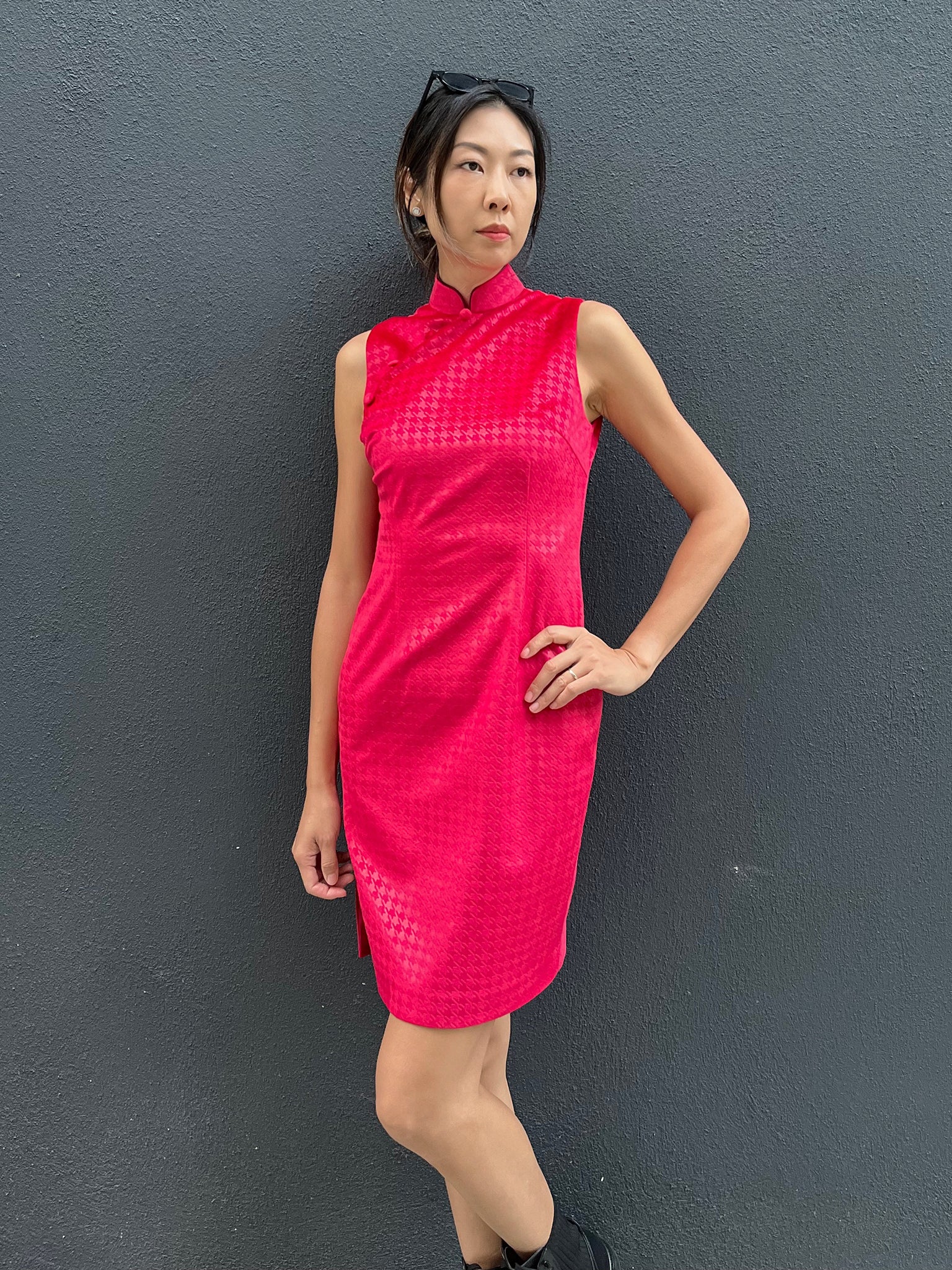 PAMELA Houndstooth Vvt Sleeveless Cheongsam