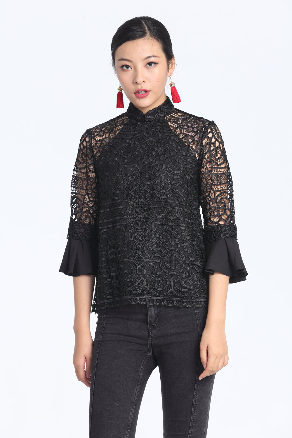 BLACK FLORAL LACE TOP WITH RUFFLED QUARTER SLEEVES-2
