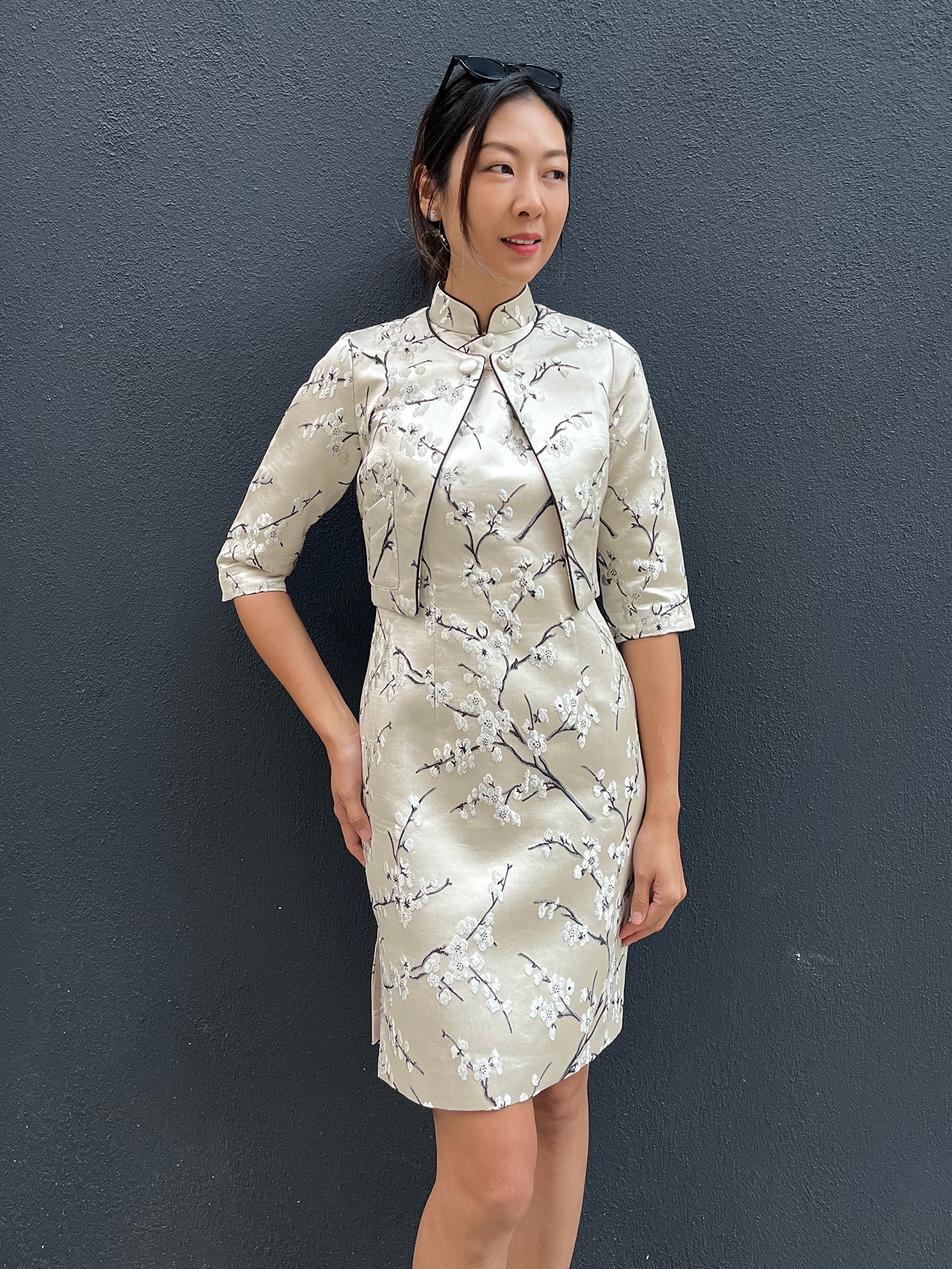 Yi-ming PALMER 梅花織錦中袖短外套 (杏色)