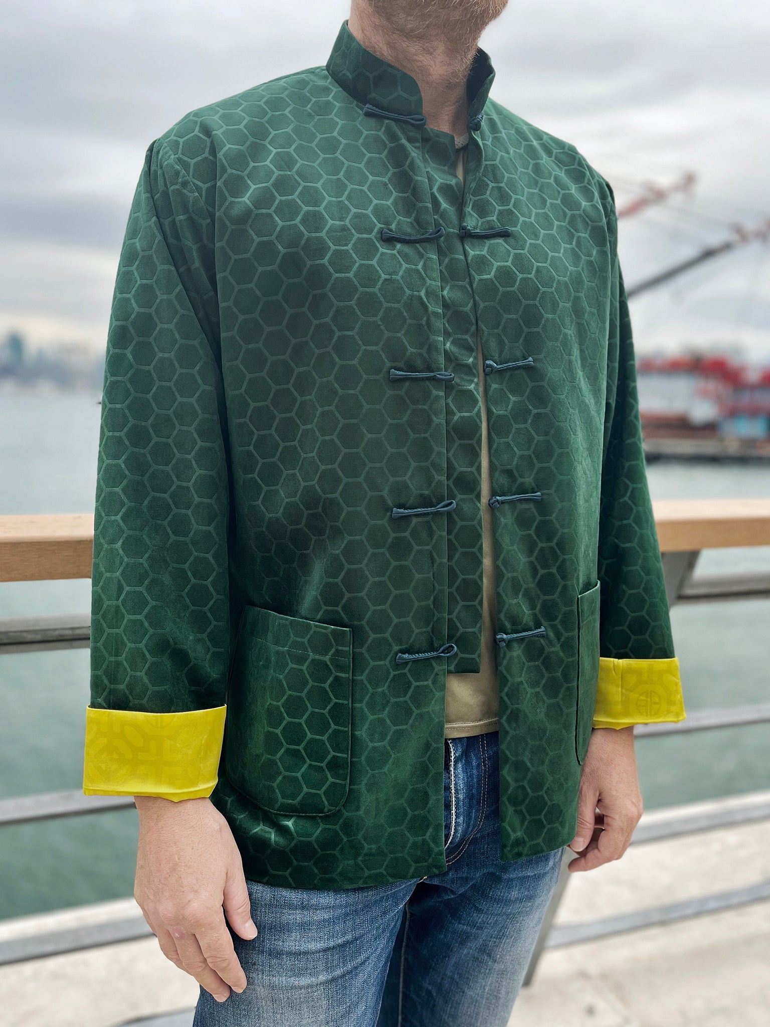 PERRY Unisex Honeycomb Velvet Kungfu Jacket (Military)