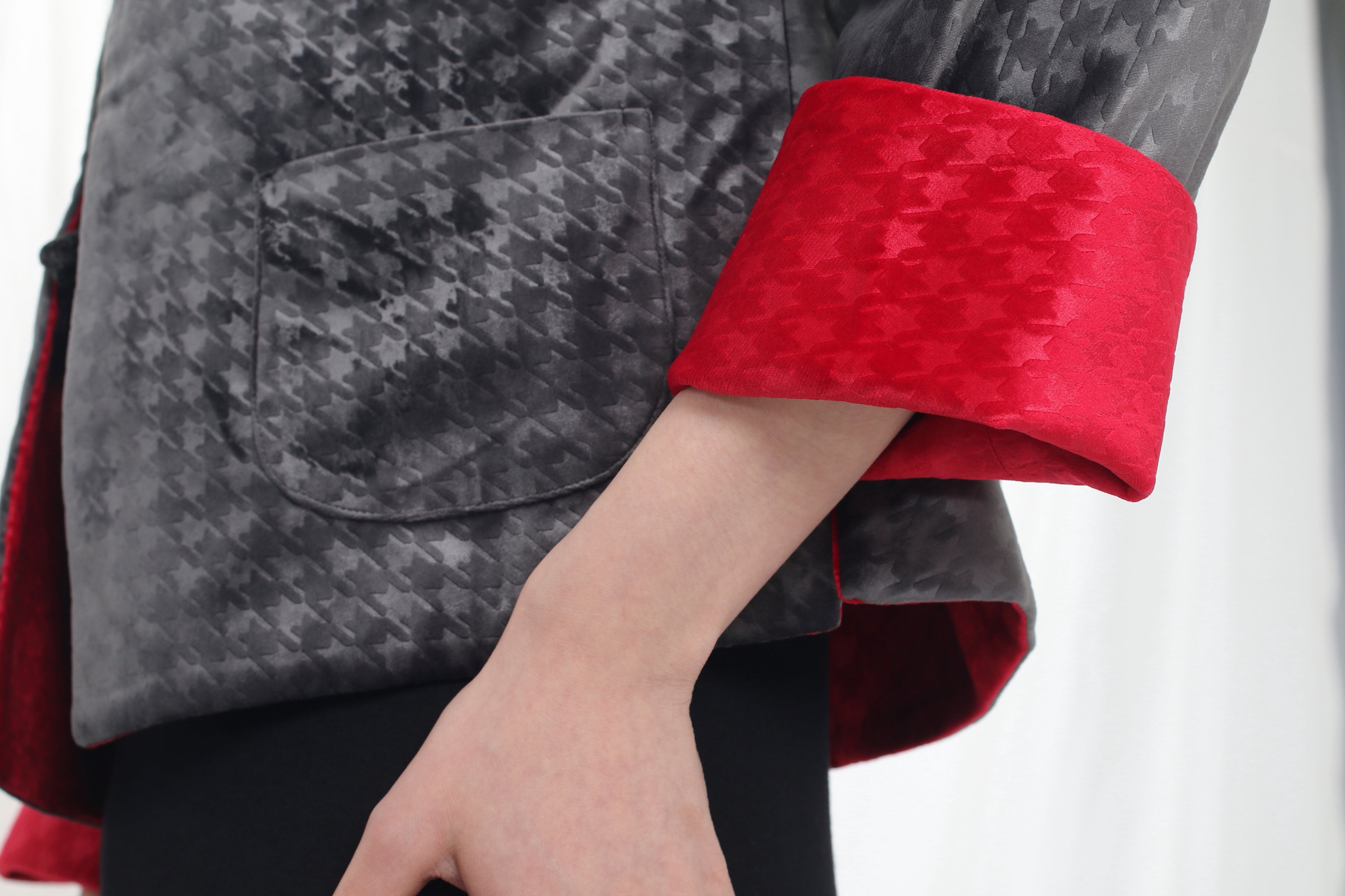 PANSY Houndstooth Vvt Reversible Oriental Jkt (Red & DkGrey)