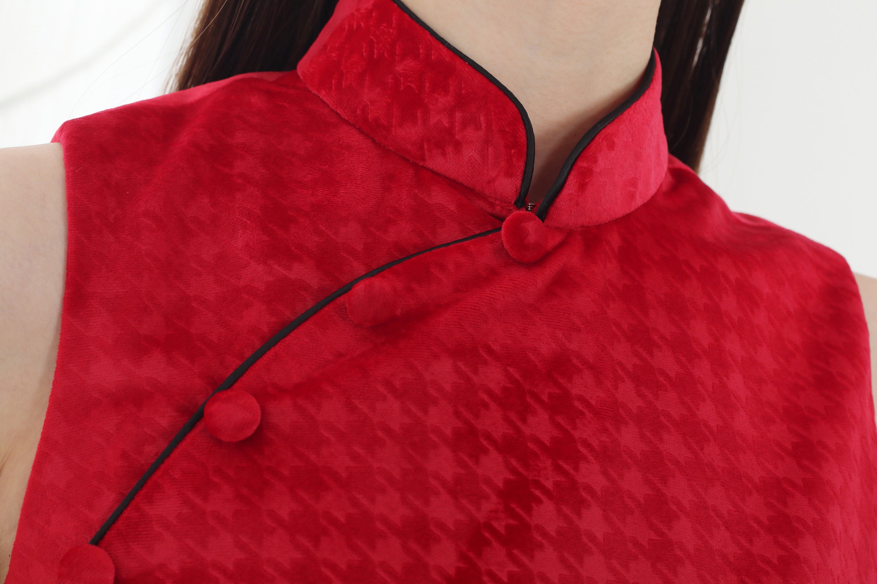 PAMELA Houndstooth Vvt Sleeveless Cheongsam