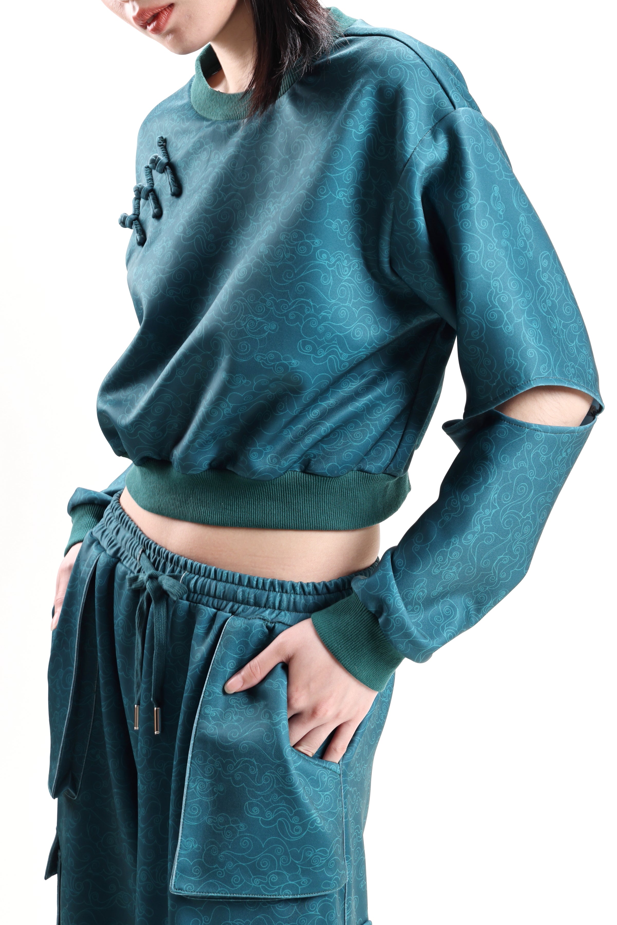 ANNIE Cutout Sleeve Cropped Top (Aqua)