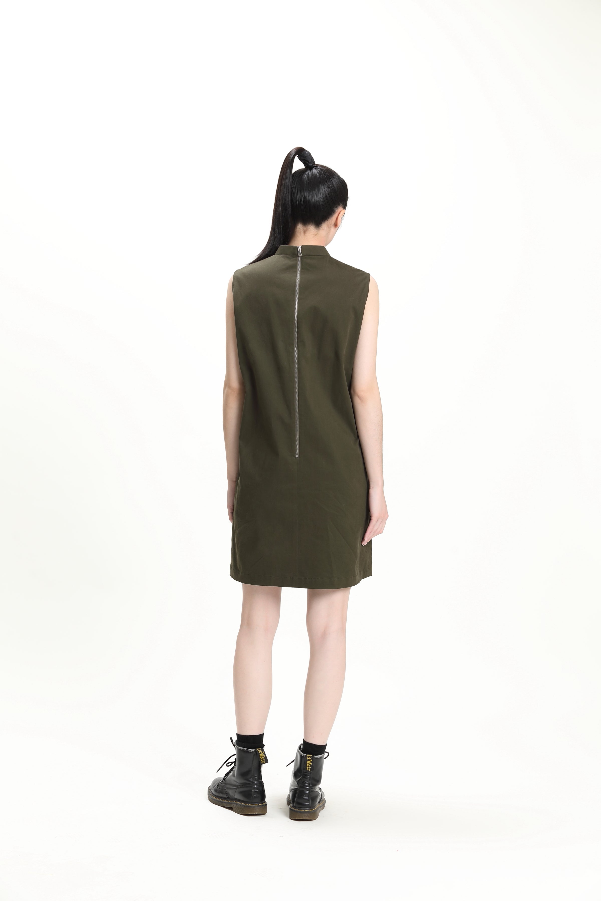CYPHERHOOD CALLA 無袖寬鬆旗袍(軍綠色)