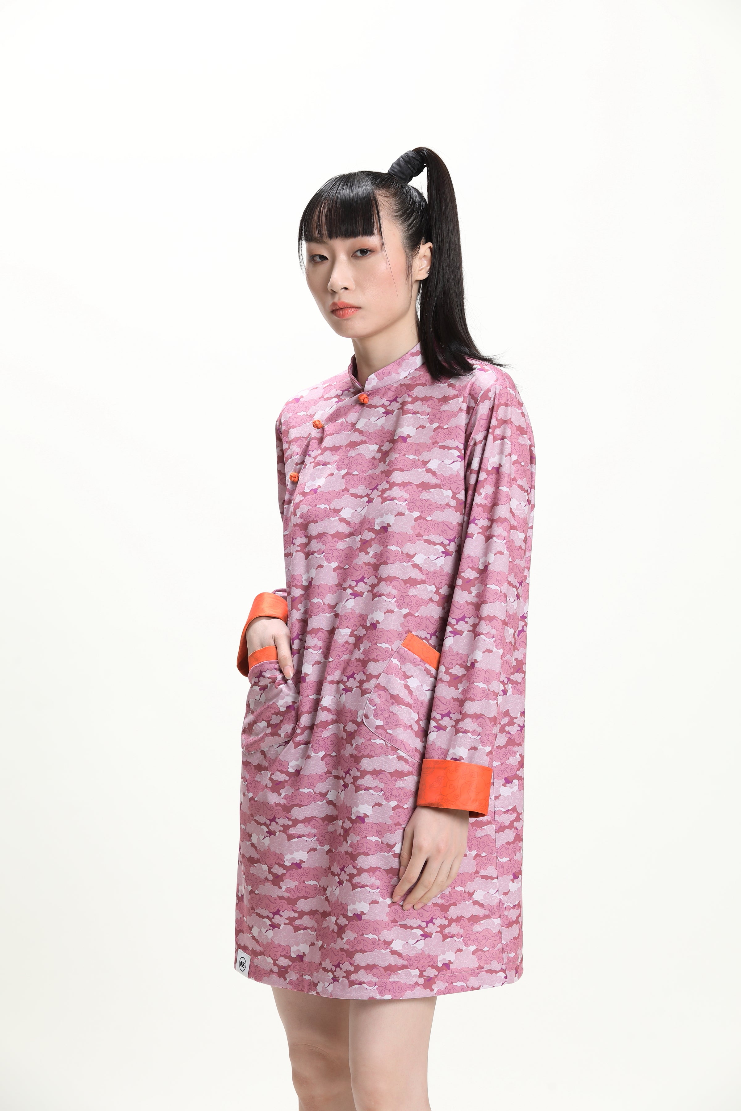 ADELE Long Sleeve Loose Cheongsam (Pink)