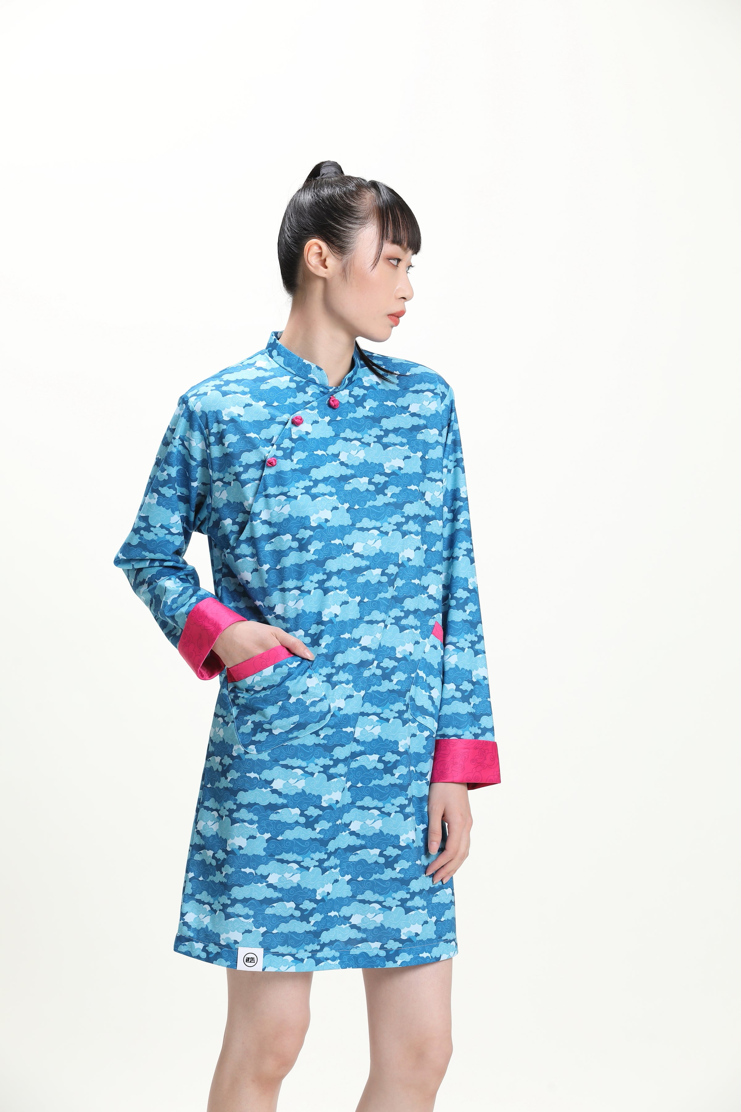 ADELE Long Sleeve Loose Cheongsam (Blue)