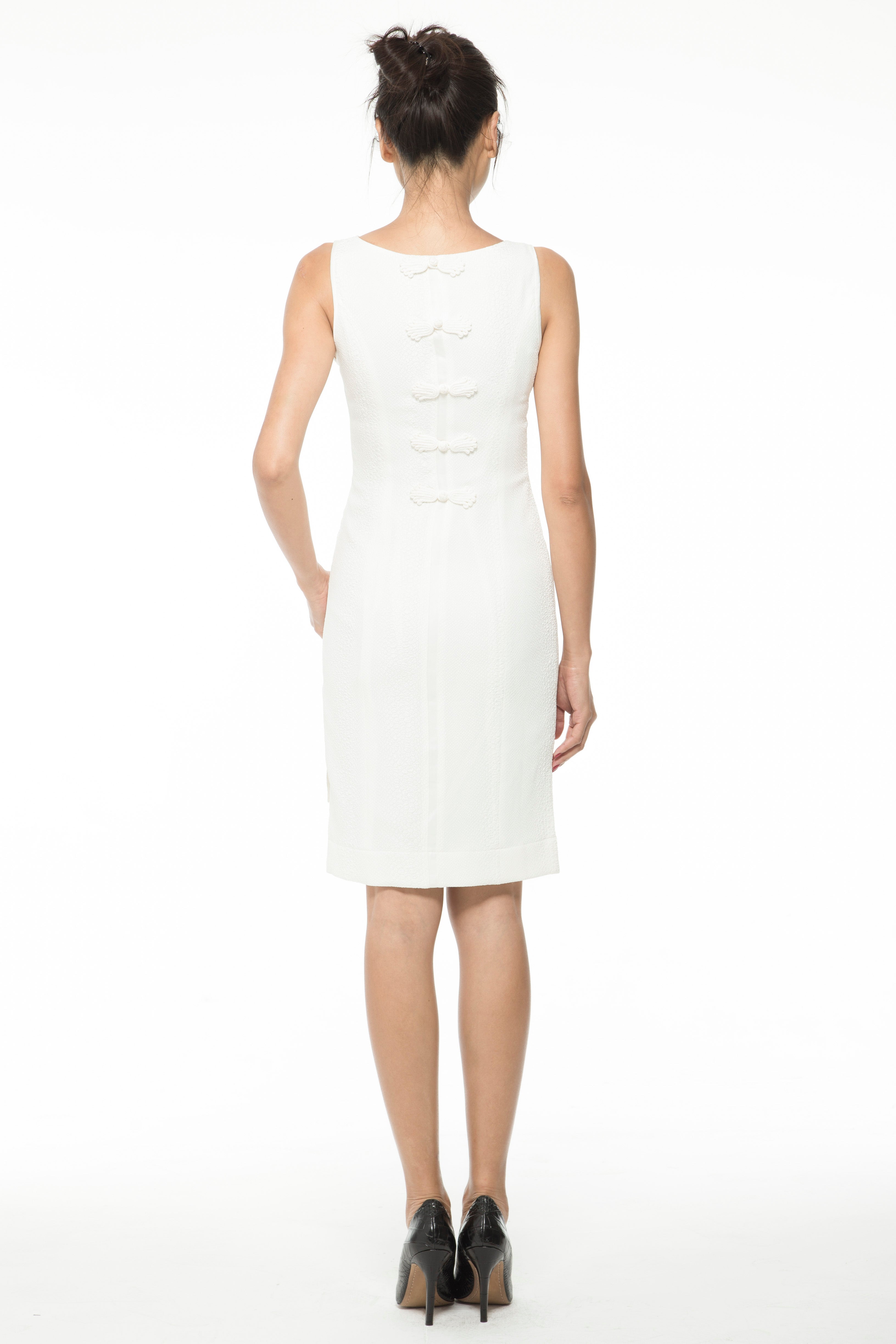 WHITE SLEEVELESS CONTRAST BUTTON BACK DRESS