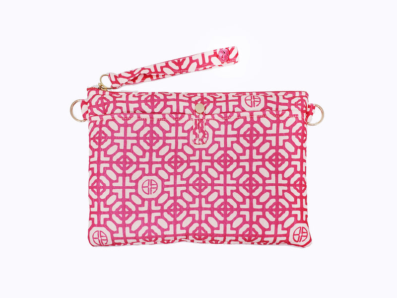 Elliotte Signature Print Clutch