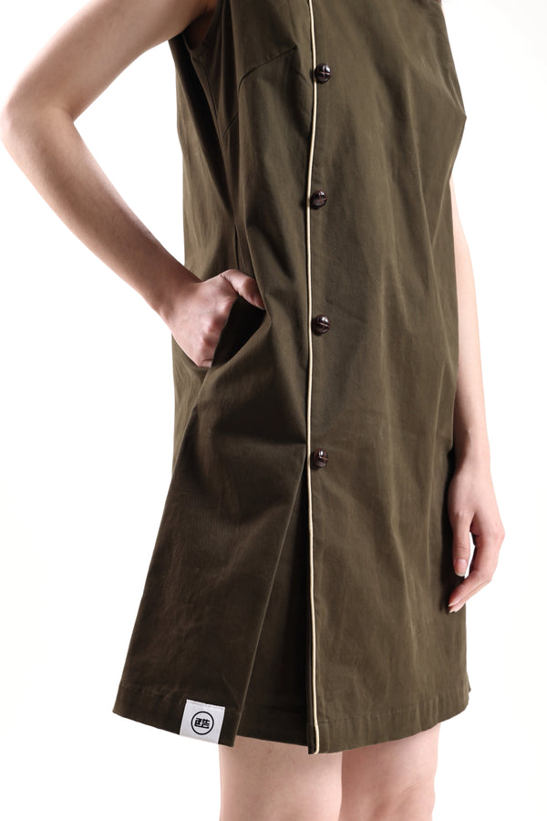 CALLA Sleeveless Loose Cheongsam (Military)