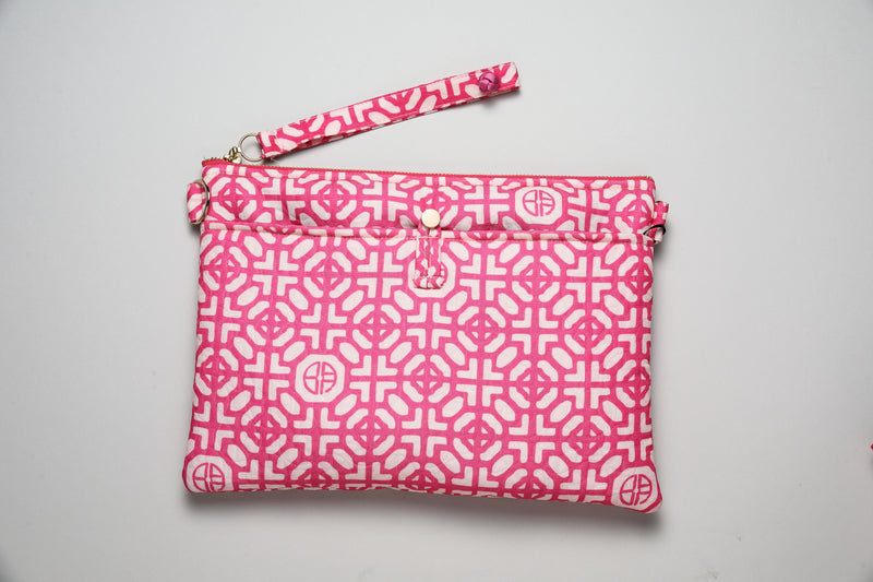 Elliotte Signature Print Clutch